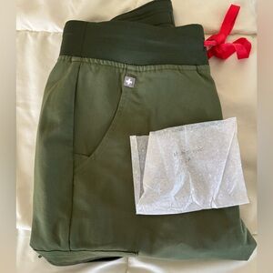 FIGS Dark Olive S Zamora